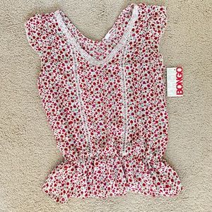 Flower Patterned Top With Ruffled Stitch